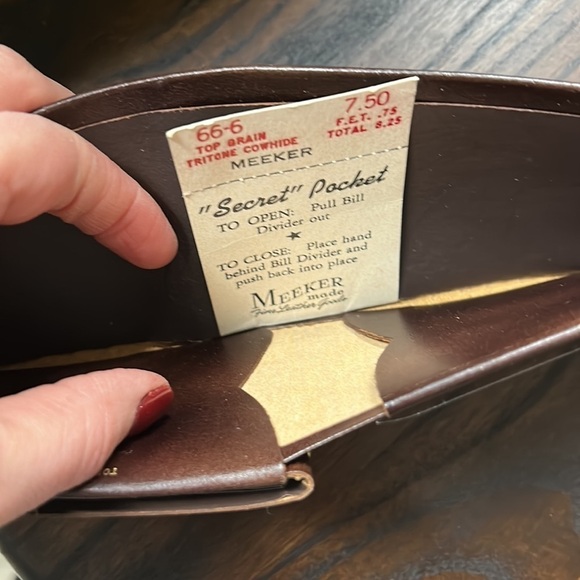 Vintage new dead stock Meeker leather wallet with Buffalo splits - Picture 4 of 5